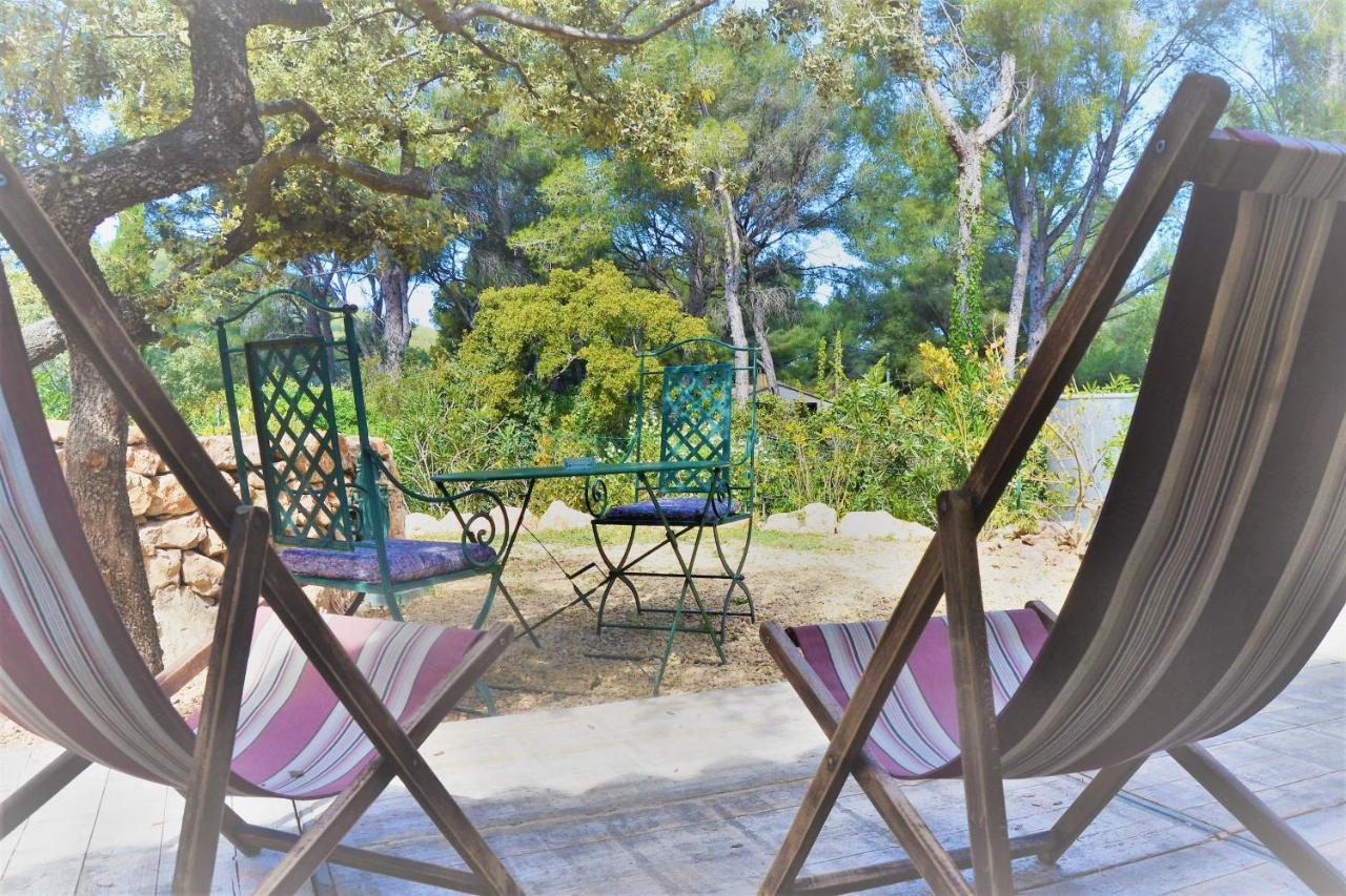 Les Pieds Tanqués - Bed&Breakfast-Spa Saint-Cyr-sur-Mer Exterior foto